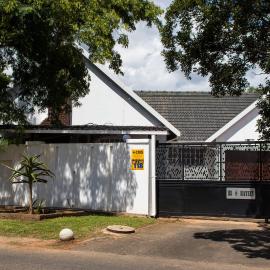 118 Bayley Street, hotel a Benoni