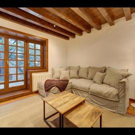 CASA SALIENT de Alma de Nieve, hotelli kohteessa Escuñau