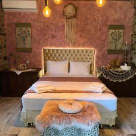 Luxury Suites in Villa Anasia, Amaryllis
