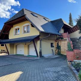Apartment Schlager Maria, готель у місті Pirkach