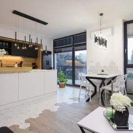 Luxury Landing 8-centrally located accomodation with private parking Targu Mures, hotel Marosvásárhelyen