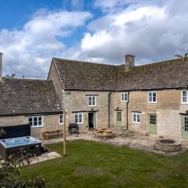 Brokenborough Farmhouse