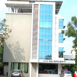 SAI SRUSHTI by NEEM SQUARE, hotelli kohteessa Shirdi
