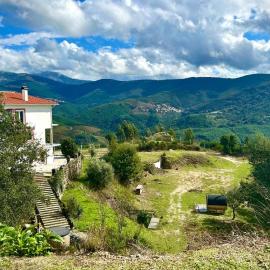 Alcmaria studio with amazing views at ZevariClub!, хотел в Folhadosa