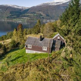 Chalet Eiketun by Interhome: Olden şehrinde bir otel
