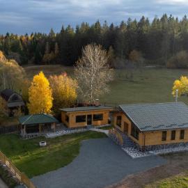 Casa Rustică, ξενοδοχείο σε Călăţele