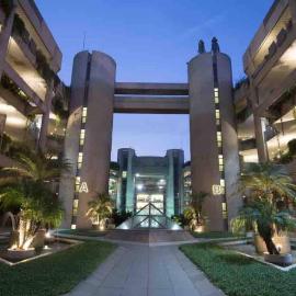Loft in Siwar-Zouk- 2 minutes from hotel Le Royal-Dbayeh- by car