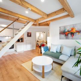 Karibu Nyumbani - Tolle Maisonette-Wohnung mit Arbeitsplatz und Balkon