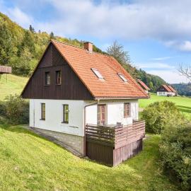Holiday Home Green Valley Park Stárkov 8 by Interhome, hotel a Stárkov
