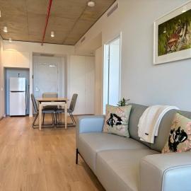 Stunning Apt central to Canberra & surrounds