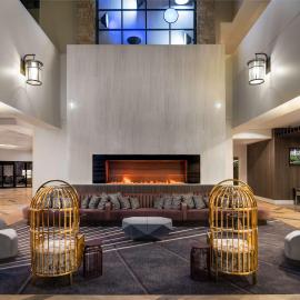 Hilton Lexington Downtown, hotelli kohteessa Lexington