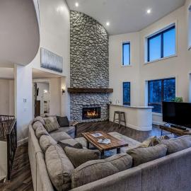Cozy mountain home w riverfront patio, hotel a Snowmass