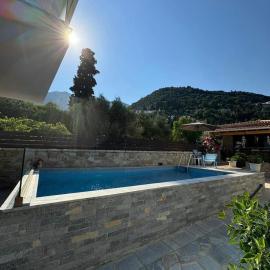 Zena Suites