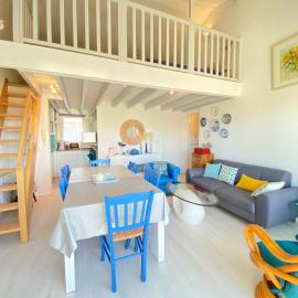 Appartement avec vue mer, piscine et WiFi