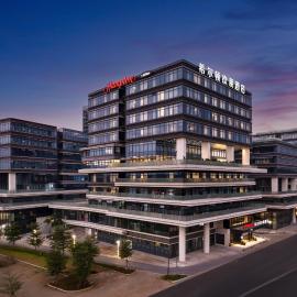Hampton by Hilton Guangzhou Huangpu Sports Center, hótel í Guangzhou