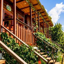 Ecodreamers Curiti، فندق في كوريتي