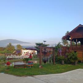 ม่วนใจ๋ปันสุข โฮมสเตย์แอนคาเฟ่ Muanjai punsuk homestay and cafe、チョームトーンのホテル
