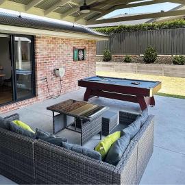 Albury Oasis, hotel i Thurgoona