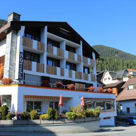 Hotel Restaurant La Furca, hotel in Disentis