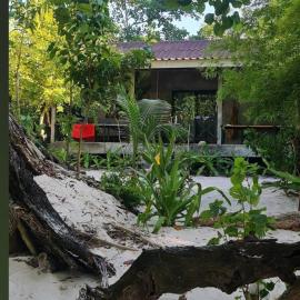Baan Ya-Nhom, hotel v destinaci Ko Sukon