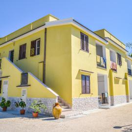 Alba Del Gargano Home, hotel u gradu Vijeste