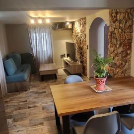 Oinos Luxury apartment