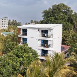 Ithaa Inn Kamadhoo – hotel w mieście Baa