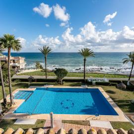 CT 262 - Faro's Flamingo Views - Beachfront Apartment- Cala de Mijas