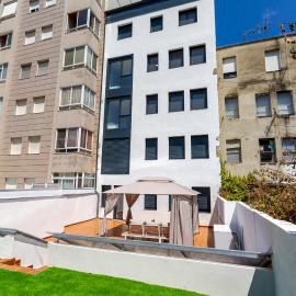 Urbanfive apartamentos Ourense centro, hotel v destinácii Ourense