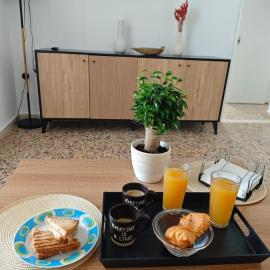 Aspa and Alex penthouse retreat, hotel u gradu Koropion