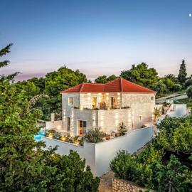 Villa Brax8 by Interhome, hotelli kohteessa Splitska