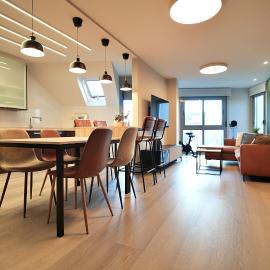 GALIHOST - Apartamento con terraza en Vilagarcía de Arousa, hotel in Vilagarcia de Arousa