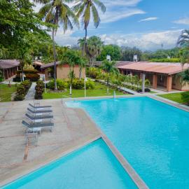 Hotel Las Espuelas, Bar & Restaurant, hotel en Liberia
