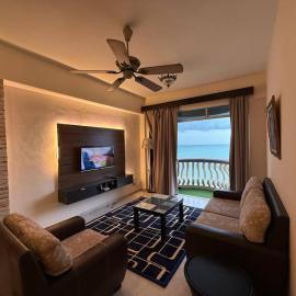 3 BEDROOM SEAVIEW CONDO @ GLORY BEACH RESORT, PORT DICKSON, Hotel in Port Dickson