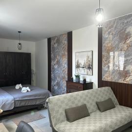 Studio flat 7A