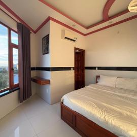 Khách Sạn Hương Trầm 5