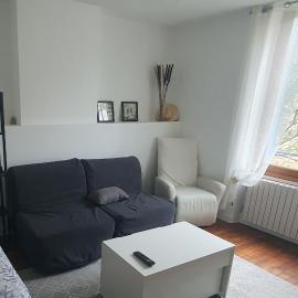 Maison, hotel em Ambrault