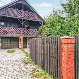 Holiday Home Dabrówno Kalbornia, готель у місті Домбрувно