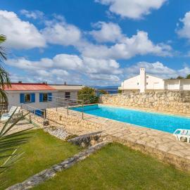 Amazing Home In Dramalj