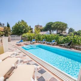Villa espaciosa cerca de la playa de Sant Pere Pescador