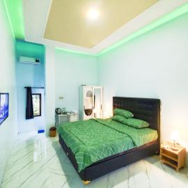 Al Yama Homestay Syariah, hotel v destinaci Brassan