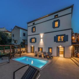 Pet Friendly Home In Omisalj With Sauna, hotel a Omišalj