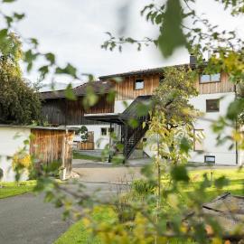 Biohof Fürst – hotel w mieście Obsteig