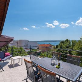 Beach Front Apartment In Maslenica