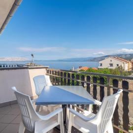 Lovely Apartment In Sveti Juraj With Wifi