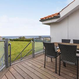 Gudhjem Søpark Lejl 18, hotel in Gudhjem