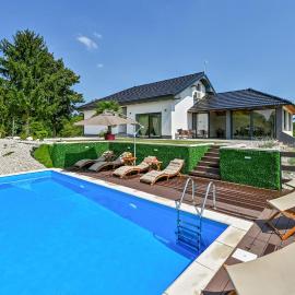 Stunning Home In Vinica Breg