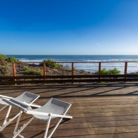 Dolphin View Beach Villa、セッジフィールドのホテル