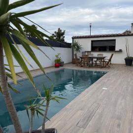 Villa 3 faces avec piscine
