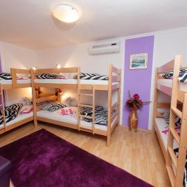 Hostel Mirror, hotel en Mostar